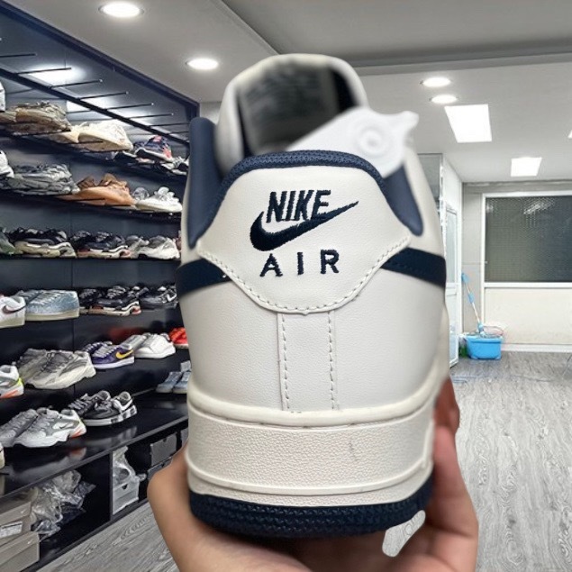 Giày AF1 Low Cream Navy Giày Nikee AF1 Trắng Vệt Đế Xanh Than Navy  Nam Nữ Full Bill Box- Yabi _ Boutique