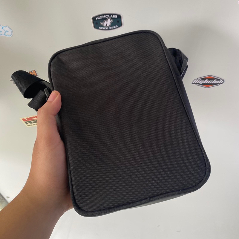 Túi đeo chéo Teelab Basic