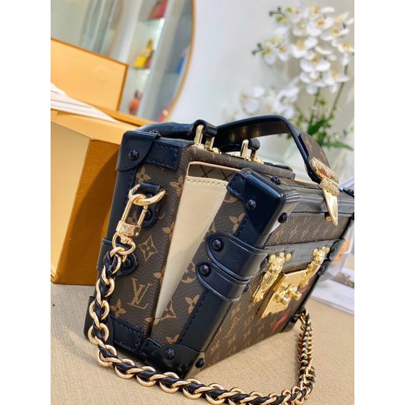 TÚI Lv Petite Malle Capitale MONOGRAM CANVAS SIZE 20CM