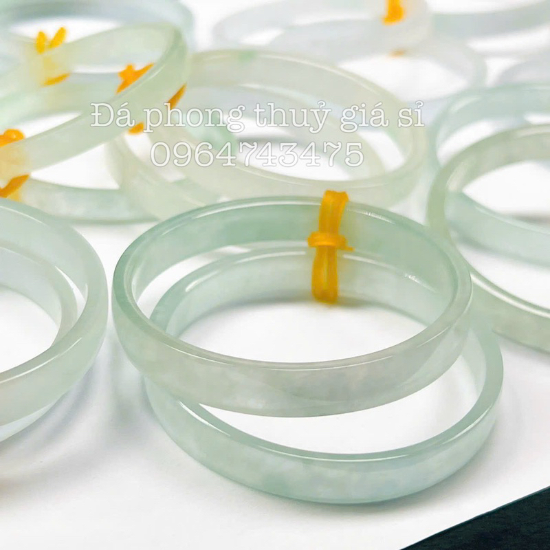Vòng bản liền ngọc cẩm thach biến thể siêu đẹp mịn size 50-52mm