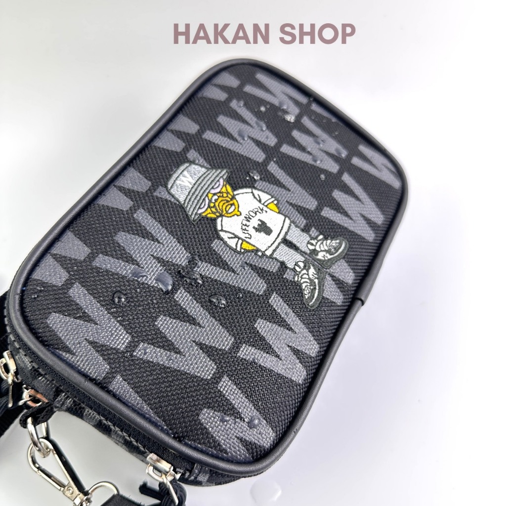 Túi Đeo Chéo Nam Nữ Thời Trang Cao Cấp Life Work Size 19Cm*15Cm*5,5Cm Chất Liệu Vải Cavas D840 Trược Nước Logo Thêu 3D