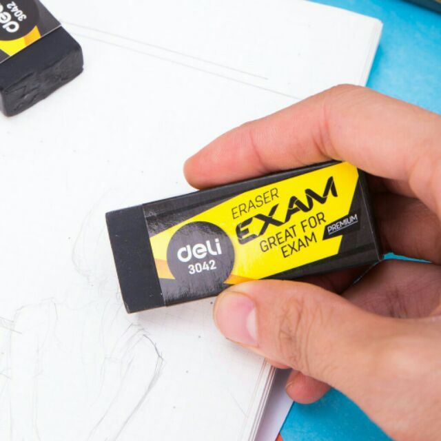 GÔM ĐEN SIÊU SẠCH DELI CH09920