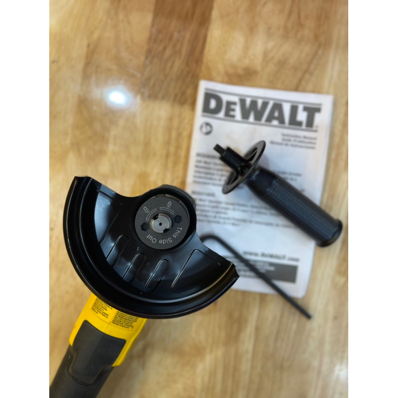 Máy mài góc 125mm Dewalt Dcg409vsb có chỉnh tốc - Hàng xách tay usa