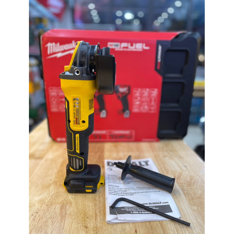 Máy mài góc 125mm Dewalt Dcg409vsb có chỉnh tốc - Hàng xách tay usa