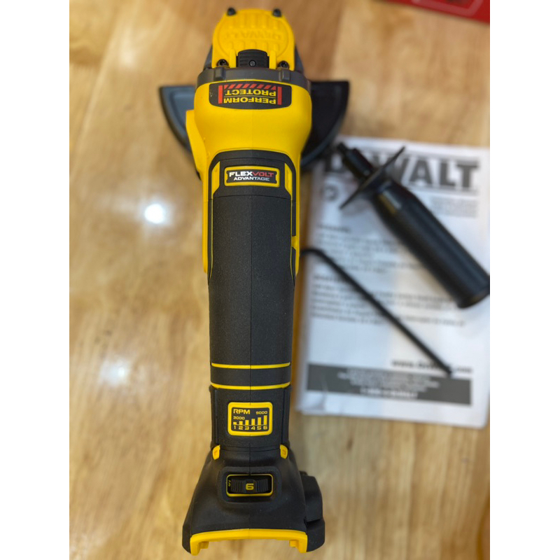 Máy mài góc 125mm Dewalt Dcg409vsb có chỉnh tốc - Hàng xách tay usa