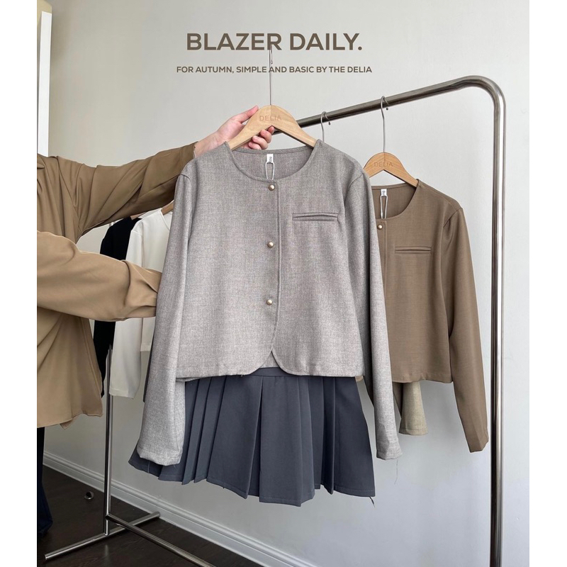 2318-2 ÁO BLAZER CỔ TRÒN DÀI TAY 3 CÚC