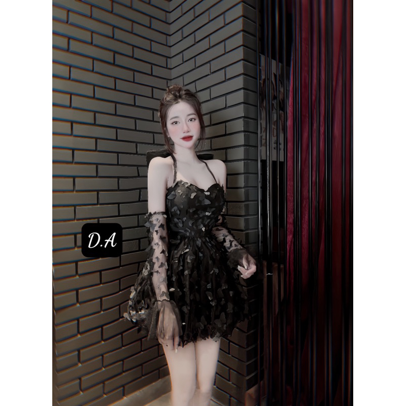 Đầm dáng xoè bồng cổ yếm đính bướm kèm găng tay tiểu thư