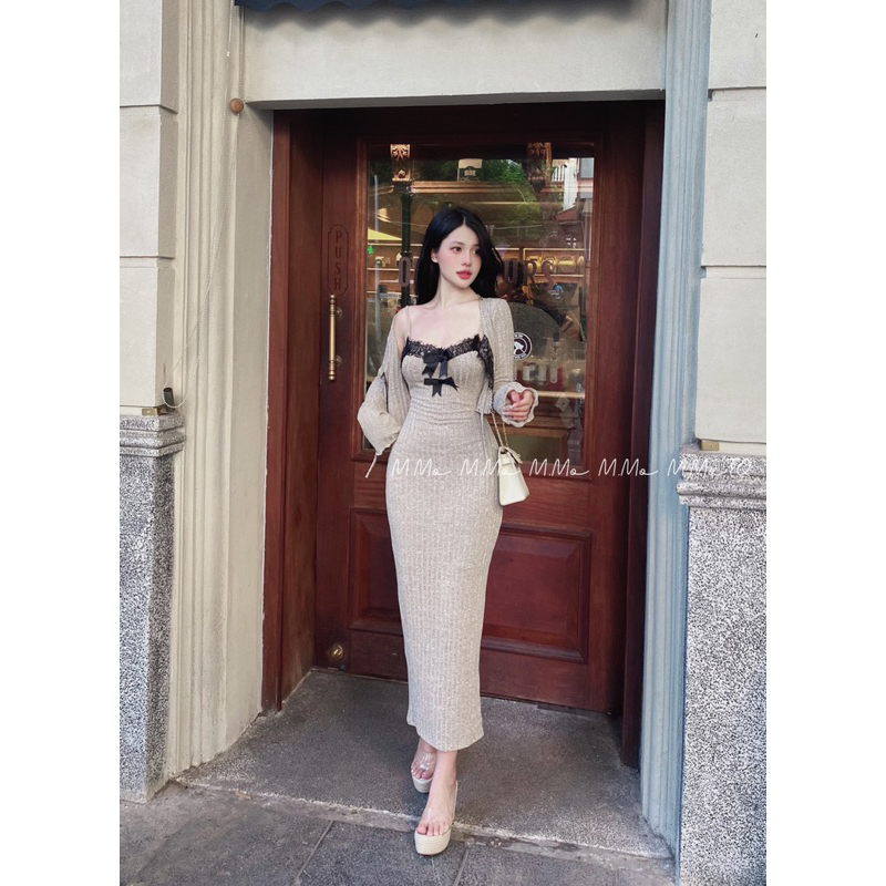 Đầm body dáng dài phối ren kèm áo choàng len siêu hách dáng