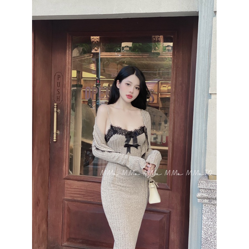 Đầm body dáng dài phối ren kèm áo choàng len siêu hách dáng