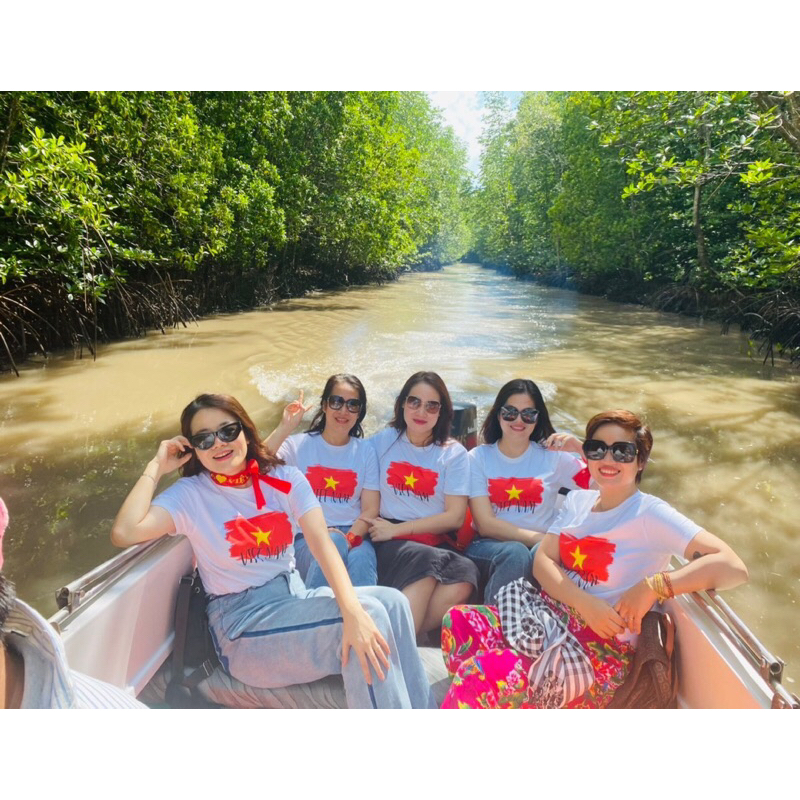 Áo cờ đỏ sao vàng Việt Nam chất cotton 100%,hàng loại 1 thấm hút mồ hôi đủ size từ 8-120kg