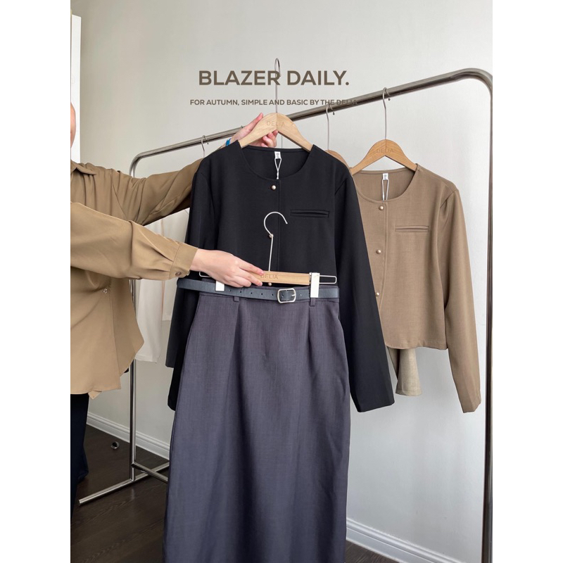 2318-2 ÁO BLAZER CỔ TRÒN DÀI TAY 3 CÚC