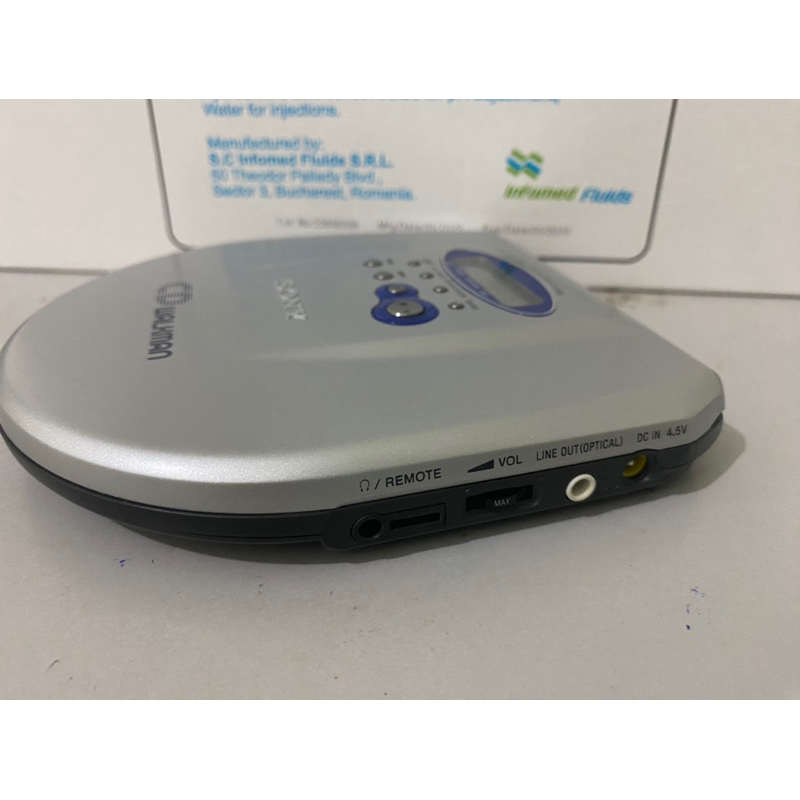Sony De525