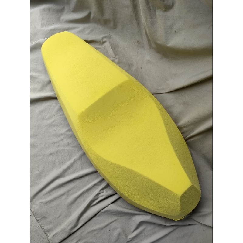 Nệm Yên Xe Future 125cc loại tốt - gọt cạnh góc sắc sảo