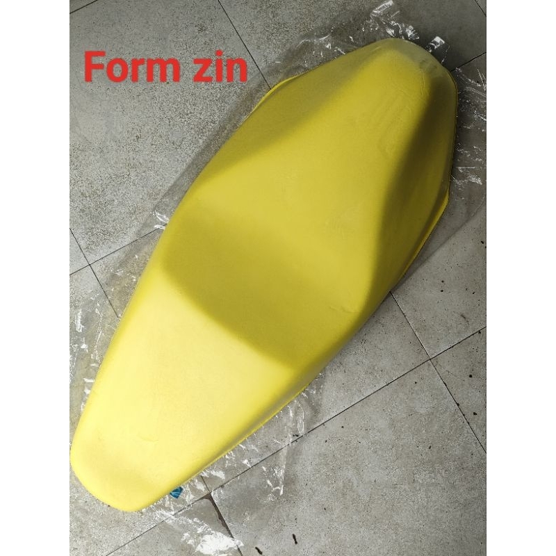 Nệm Yên Xe Future 125cc loại tốt - gọt cạnh góc sắc sảo