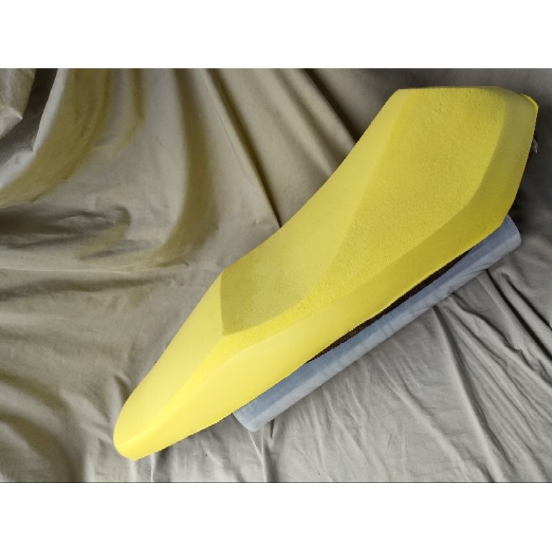 Nệm Yên Xe Future 125cc loại tốt - gọt cạnh góc sắc sảo