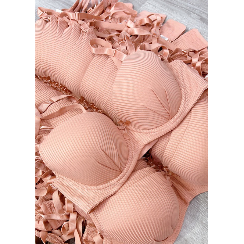 Áo lót xuất xịn nâng đẹp