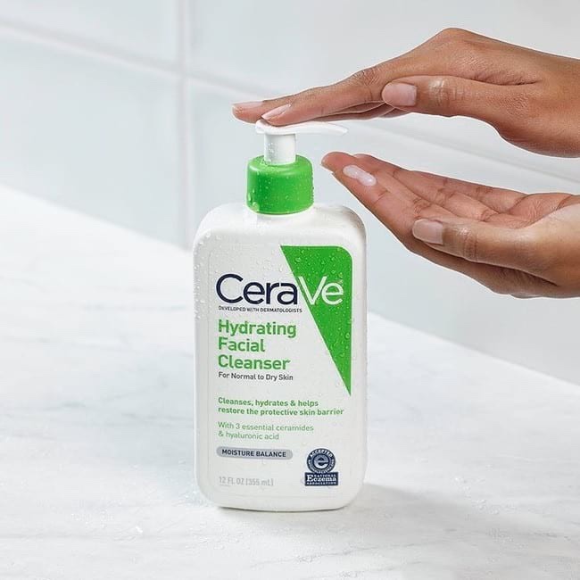 Sữa Rửa Mặt CeraVe SA Smoothing, Hydrating, Foaming Cleanser 236ml