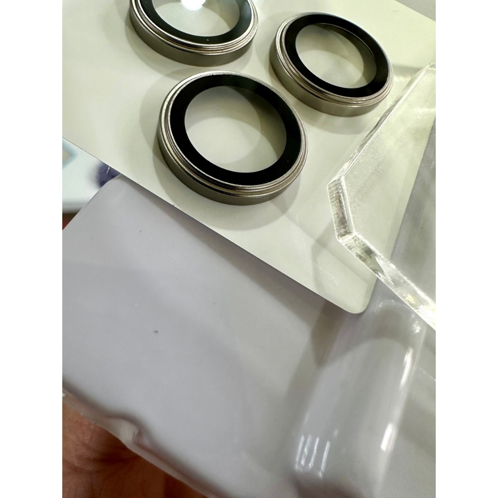 Dán bảo vệ camera iphone 15 Pro/ 15 Pro Max thương hiệu Kuzoom chính hãng -Lens bảo vệ camera 2 tầng