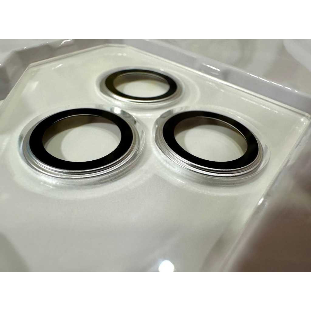 Dán bảo vệ camera iphone 15 Pro/ 15 Pro Max thương hiệu Kuzoom chính hãng -Lens bảo vệ camera 2 tầng