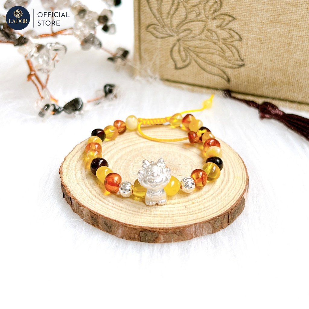 Vòng tay hổ phách cho bé sơ sinh mix con giáp Rồng handmade Lador Jewelry