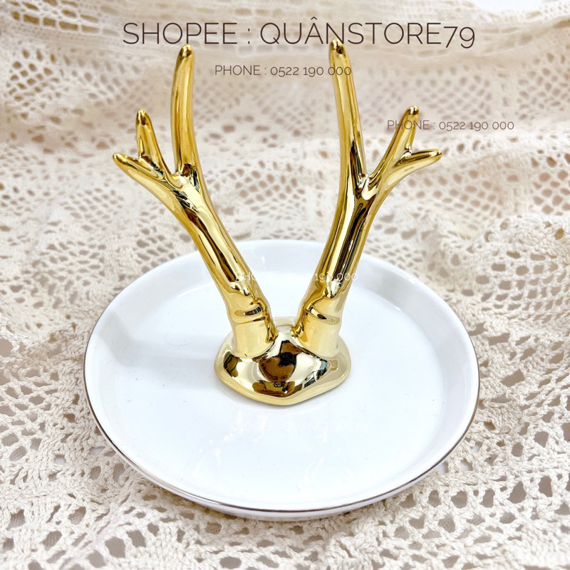 Dĩa chụp trang sức , trang trí shop