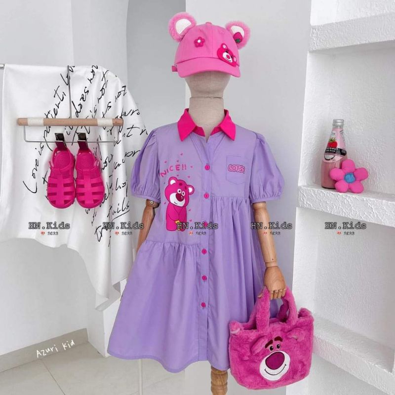 Váy gấu xinh cho bé.váy xinh cho bé phần trên phối kẻ có size 8 đến 26k hình thật trải sàn