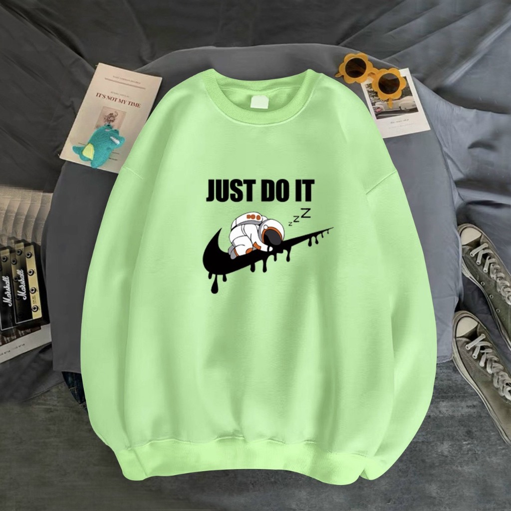 Áo sweater unisex JUST DO IT phi hành gia dễ thương