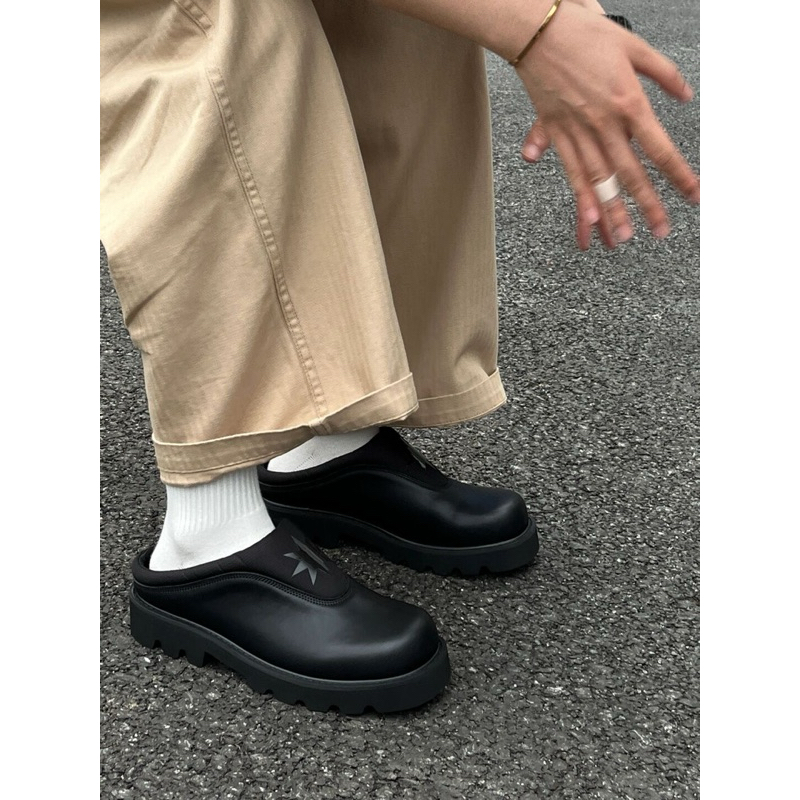 KAMI ANGER MULE - Giày lười sục da pu thu đông nam cleanfit