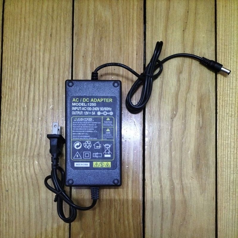 Nguồn nhựa adapter 12v