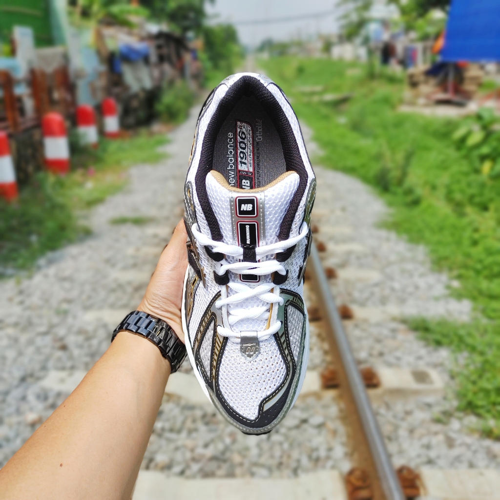 SNEAKERS NEW BALANCE RETRO RUNNING 1906R WHITE/ BLACK/ GOLD 🔥
