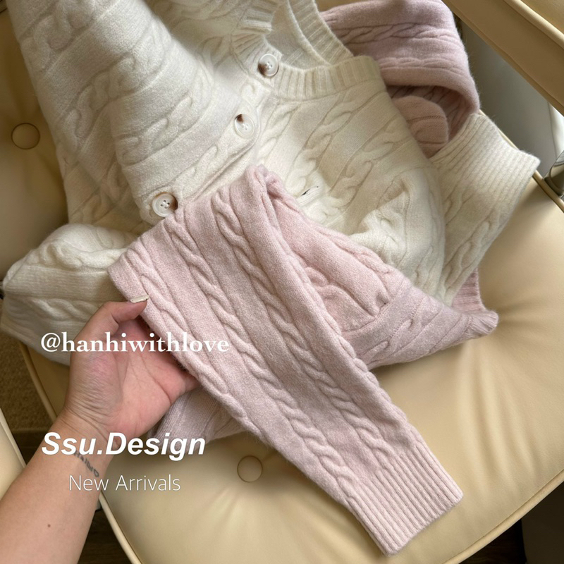 ẢNH THẬT: ÁO KHOÁC LEN CADIGAN VẶN THỪNG THÊU HÌNH NGỰA HÀNG QC loại 1