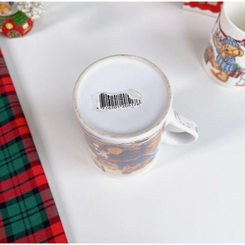 Ly gấu giáng sinh còn tem