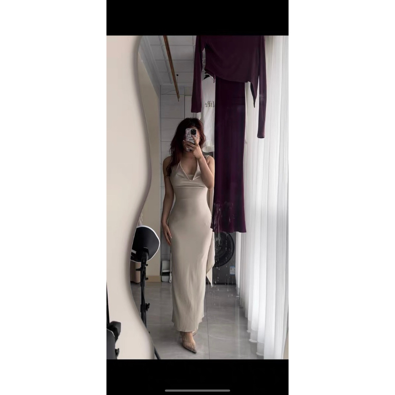 Đầm hở lưng cổ đổ dáng dài xẻ tà tôn dáng sexy