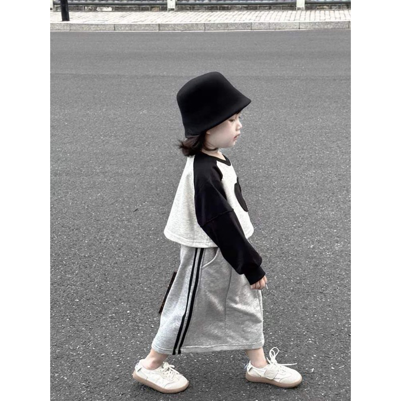 Sét áo váy đôi cho mẹ và bé hình trái tim màu ghi