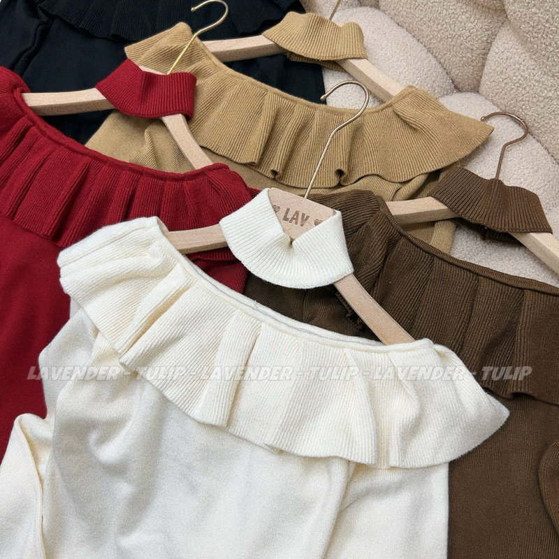 Áo len trễ vai bèo kèm choker cổ Datasco