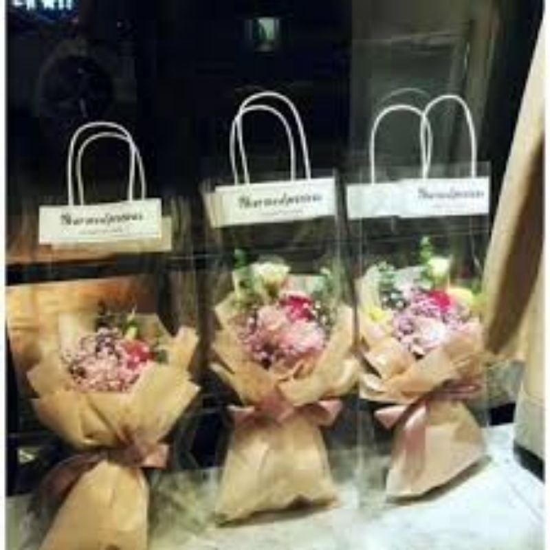 Túi đựng hoa trong suốt thuận tiện