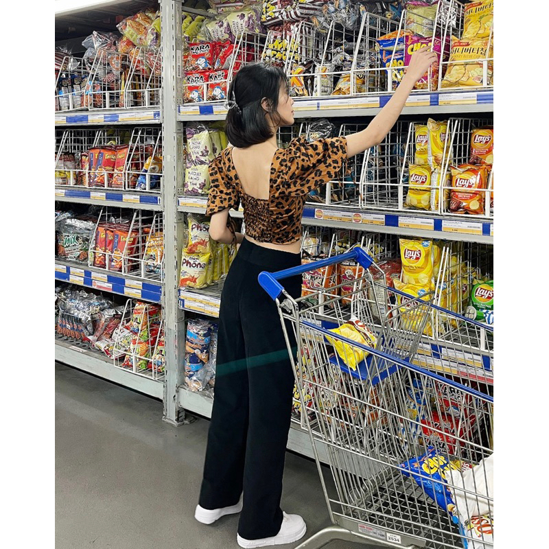 SALE 75% Áo khoá kéo tay nơ