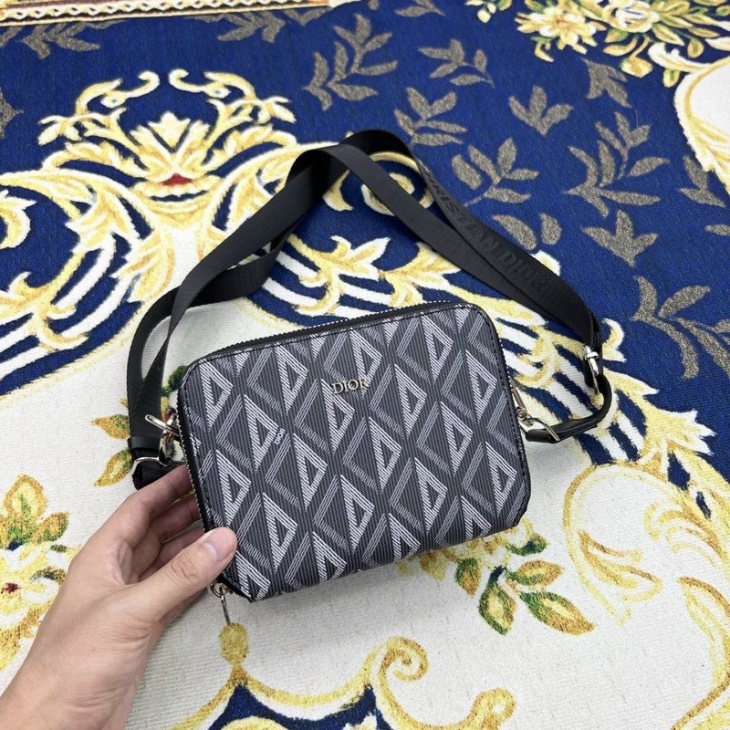 Túi cốp đeo chéo thời trang nam Dio.r hot 2023