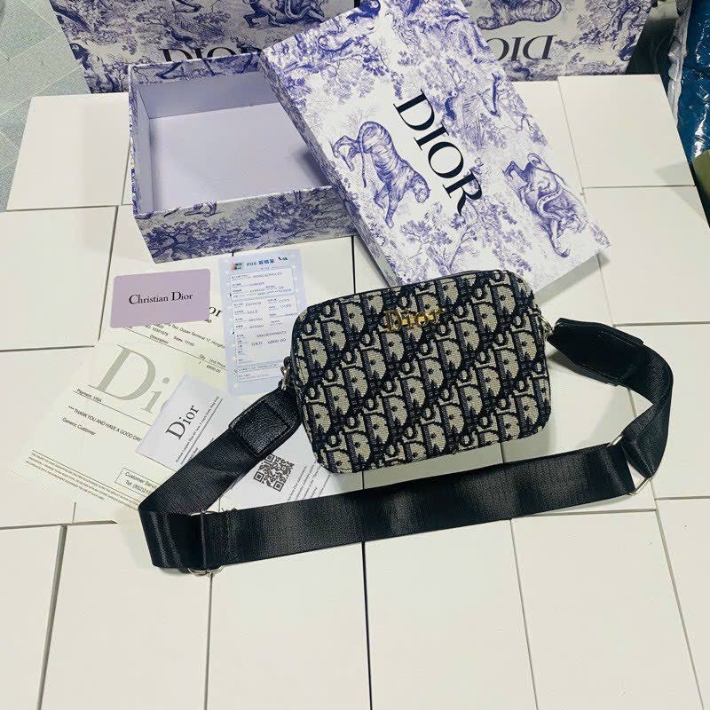 Túi cốp đeo chéo thời trang nam Dio.r hot 2023