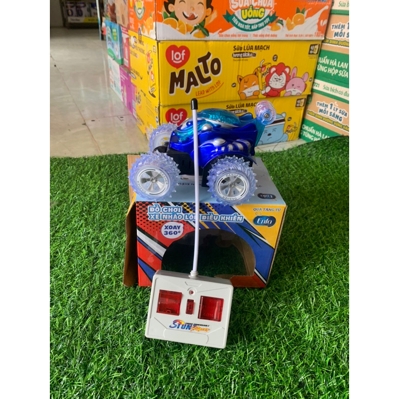 Xe điều khiển nhào lộn hkm enfa