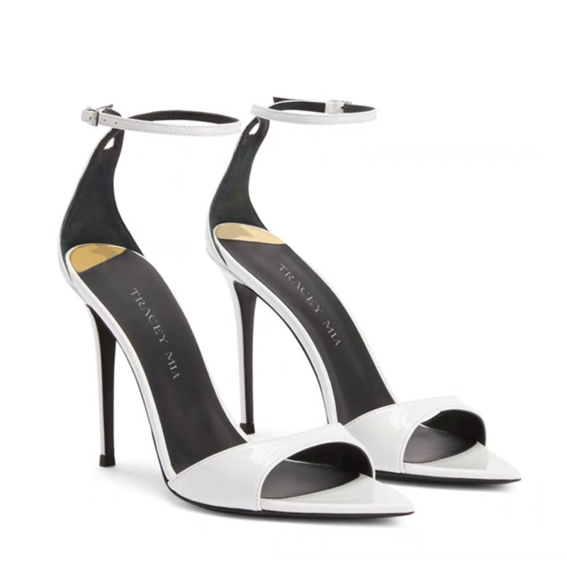 ORDER 🌼 Giày Korea mũi nhọn da bóng 8,5-10cm 33-40