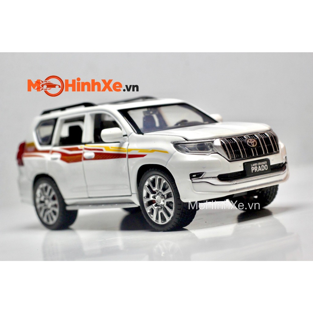 MÔ HÌNH XE TOYOTA LAND CRUISER PRADO 1:32 HÃNG KHÁC