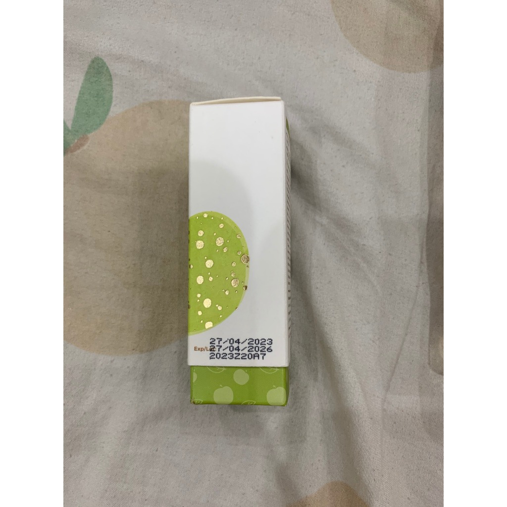 Serum vitamin c zakka