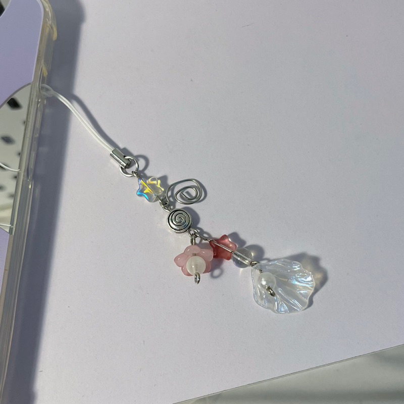 Móc khoá điện thoại cute 🧷🌟