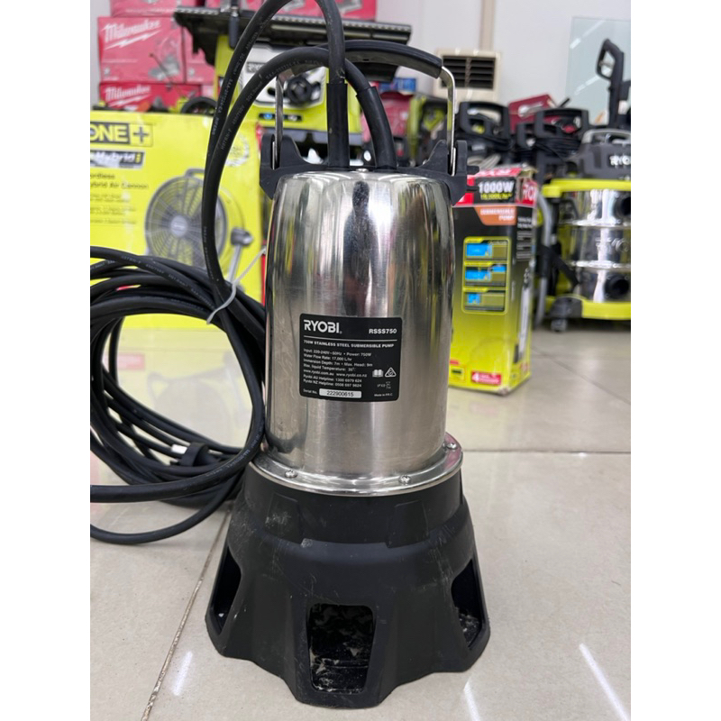 MÁY BƠM CHÌM INOX 750W RSSS750