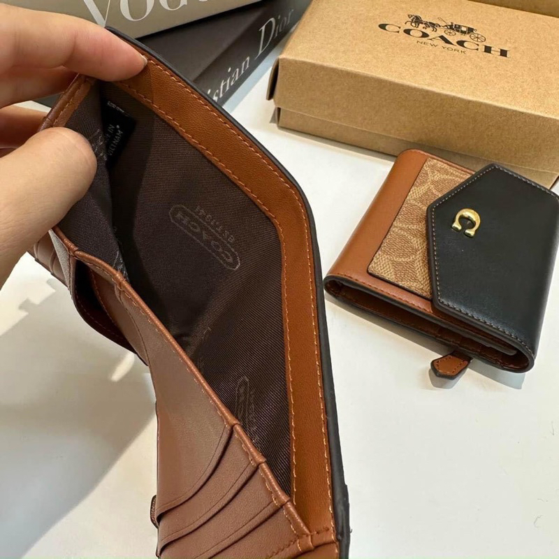 Ví coach nắp gập mini