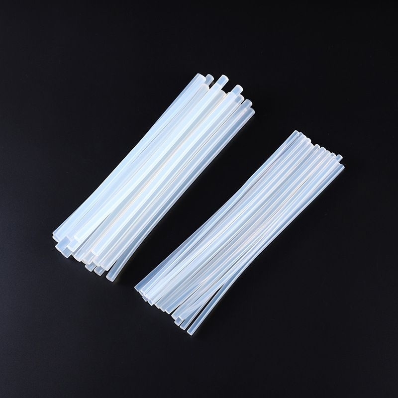 Keo nến size 11mmx270mm Độ nhớt tốt, chịu nhiệt độ cao, thích hợp làm các sản phẩm thủ công ngoài trời