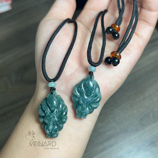 Hồ ly chúa lam ngoc kèm dây đeo