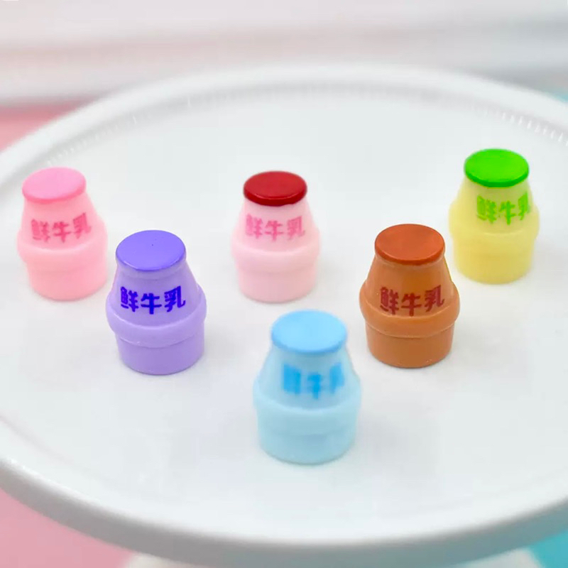 Charm chai sữa chuối mini trang trí mô hình đồ ăn