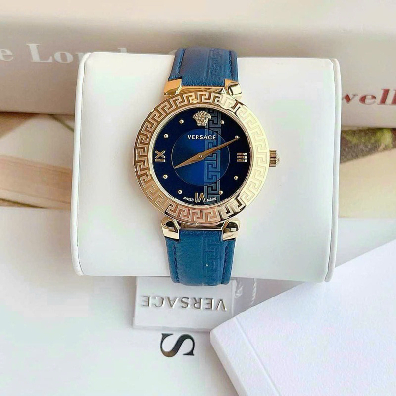 Đồng hồ cặp Versace V-Race & Vesace Daphnis mặt tròn dây da màu xanh